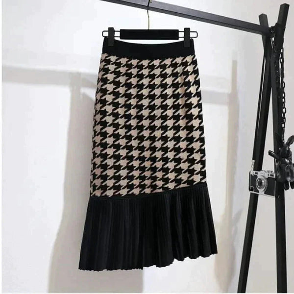 Abigail Knit Pleated Skirt - Apricot / l - St Vesti | All Womens Skirts Leather Skirts And Maxi Skirts